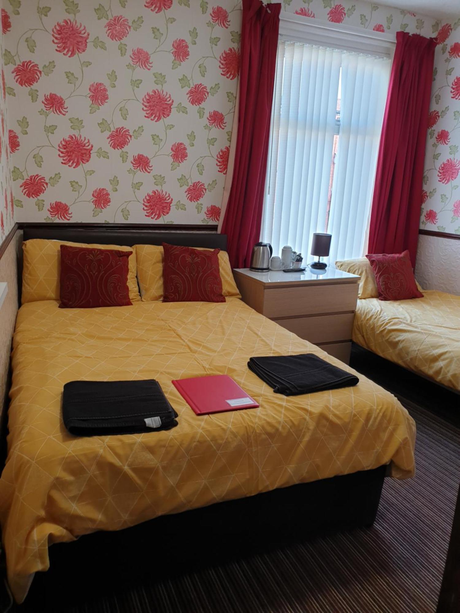 Bianca Guesthouse ブラックプール エクステリア 写真